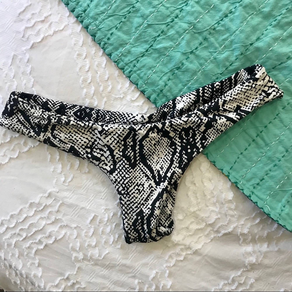 Midori snakeskin bikini bottoms